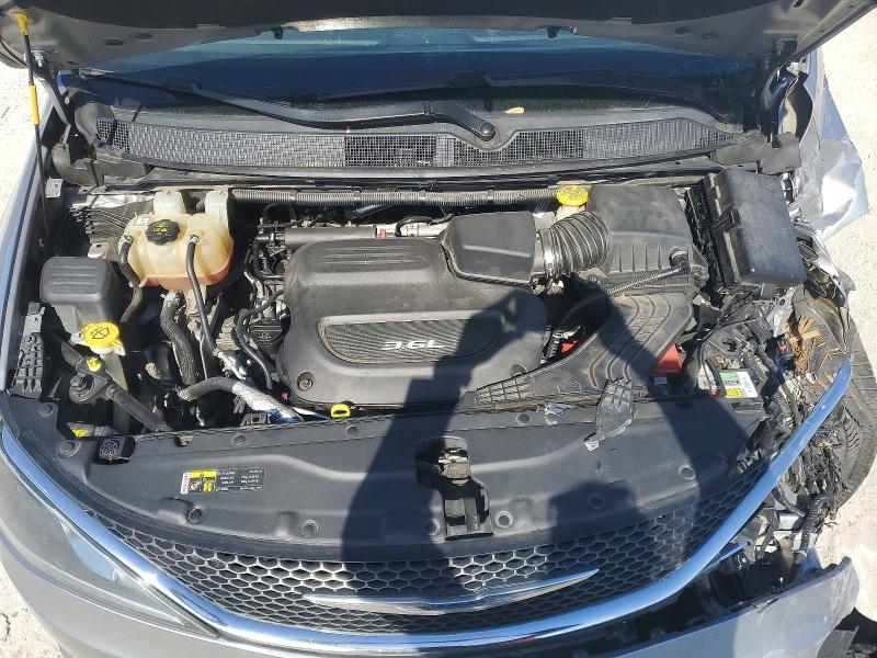 Photo 12 from auction – 2017 CHRYSLER PACIFICA with VIN 2C4RC1GGXHR528766