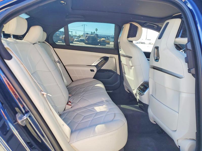 Photo 10 from auction – 2024 BMW 740 with VIN WBA23EH03RCP52950