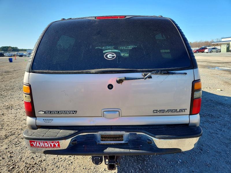 Photo 6 from auction – 2004 CHEVROLET SUBURBAN with VIN 3GNEC16Z44G118912