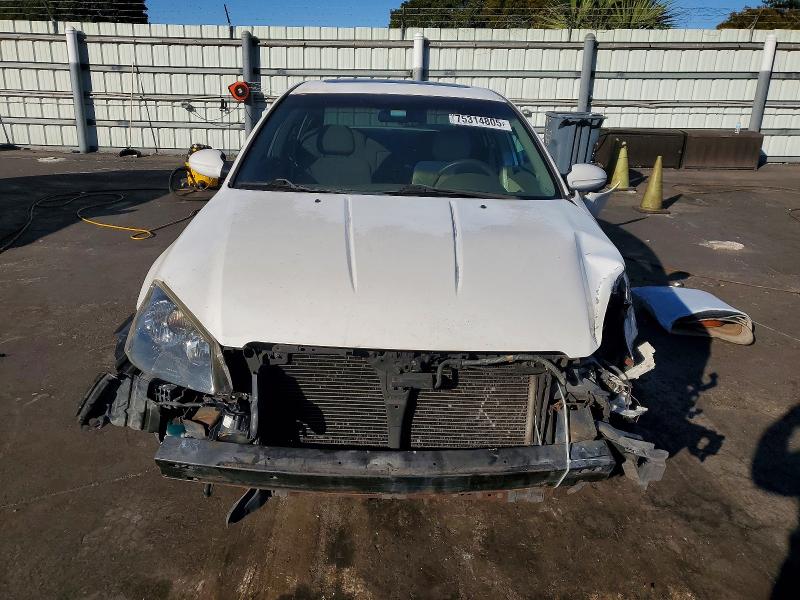 Photo 5 from auction – 2005 NISSAN ALTIMA SE with VIN 1N4BL11D45C144802