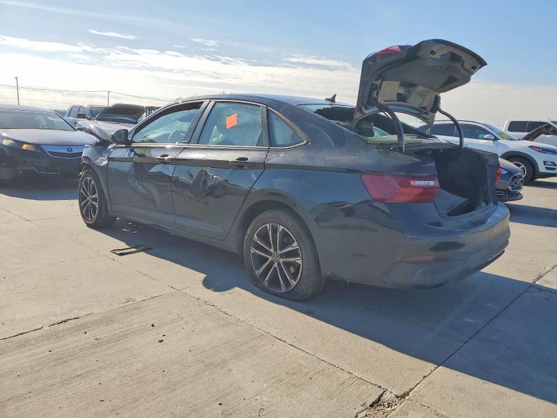 Photo 2 from auction – 2024 VOLKSWAGEN JETTA with VIN 3VWBM7BU2RM053778