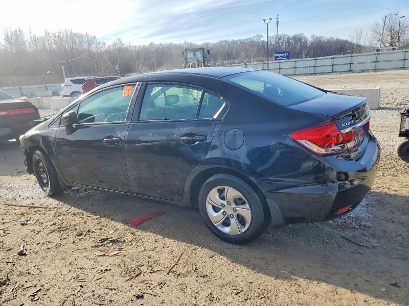 Photo 2 from auction – 2015 HONDA CIVIC LX with VIN 19XFB2F58FE085995