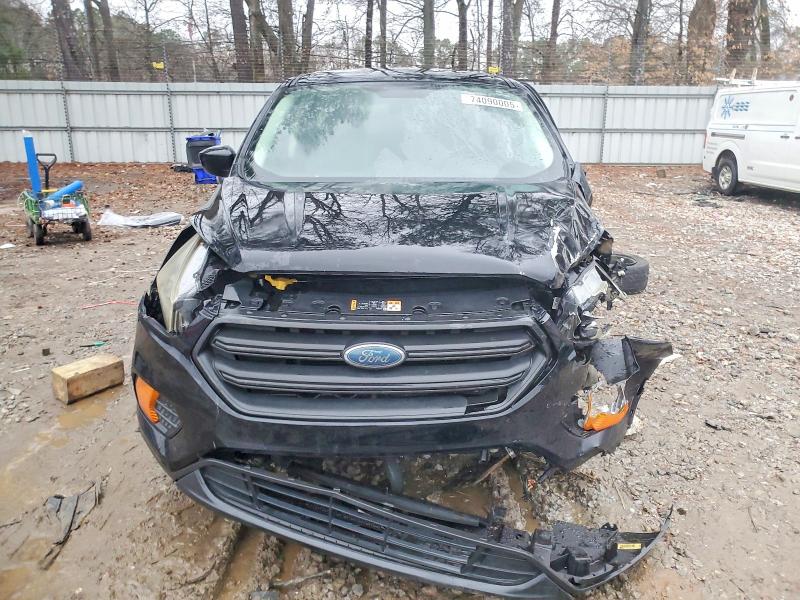 Photo 5 from auction – 2018 FORD ESCAPE with VIN 1FMCU0F71JUA27848