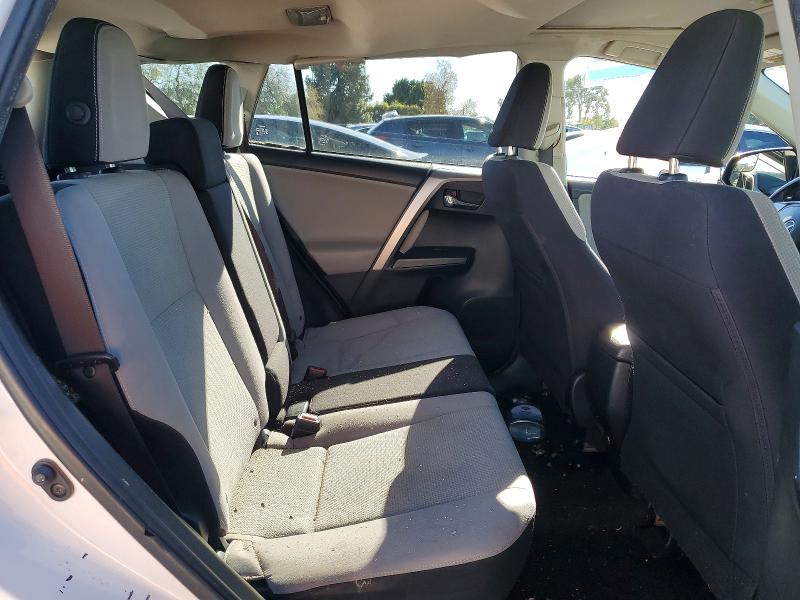 Photo 11 from auction – 2016 TOYOTA RAV4 XLE with VIN JTMWFREV1GJ087316