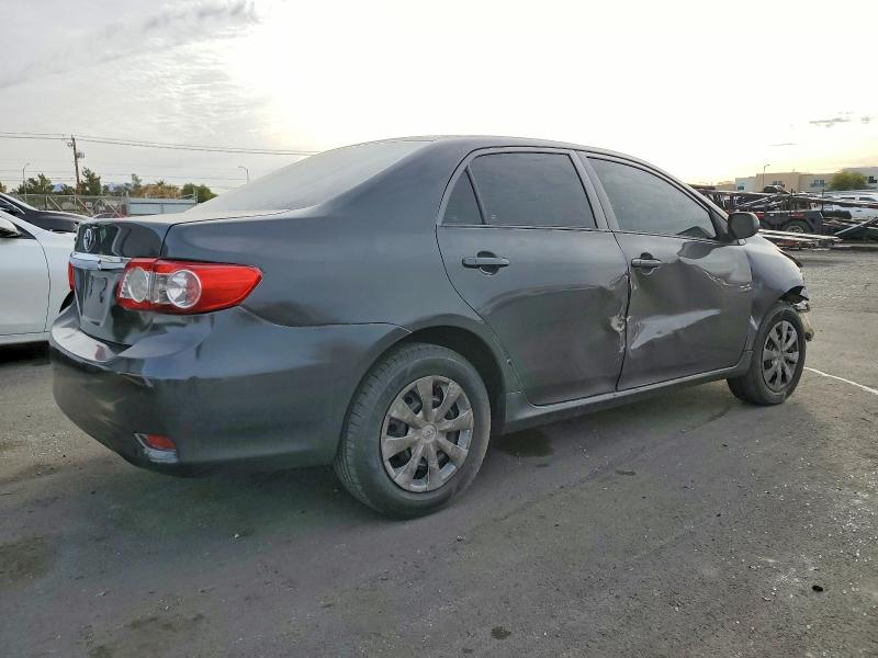 Photo 3 from auction – 2013 TOYOTA COROLLA with VIN 5YFBU4EE1DP123469