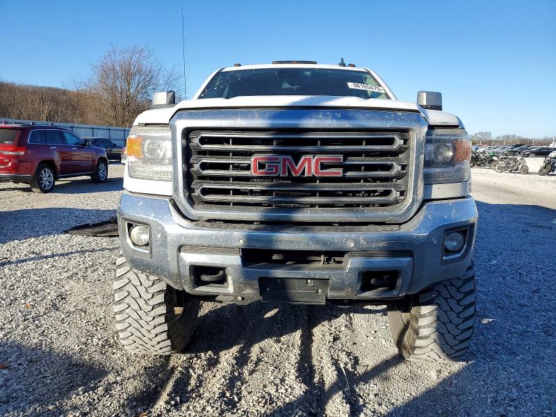 Zdjęcie 5 z aukcji – 2015 GMC SIERRA K25 z VIN 1GT12ZE86FF683278