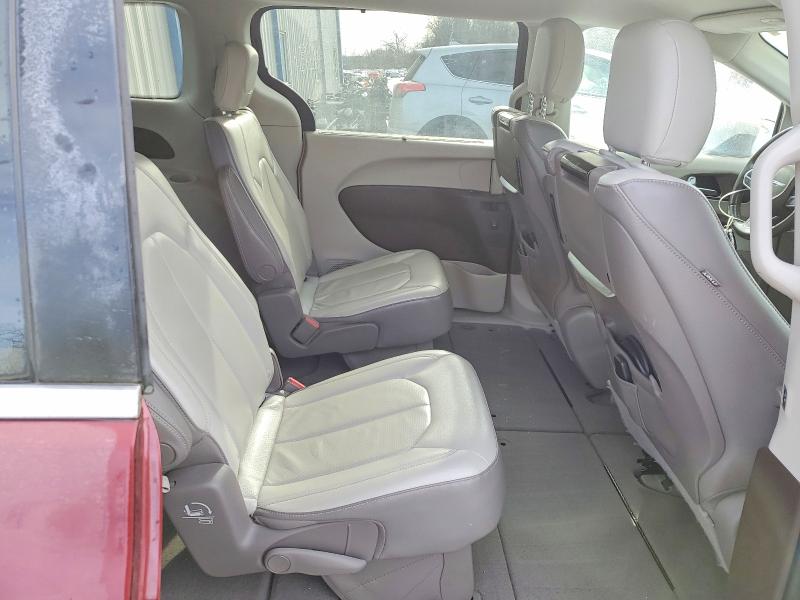 Photo 11 from auction – 2018 CHRYSLER PACIFICA T with VIN 2C4RC1EG2JR122358
