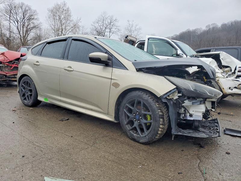 Photo 4 from auction – 2015 FORD FOCUS SE with VIN 1FADP3K25FL209728