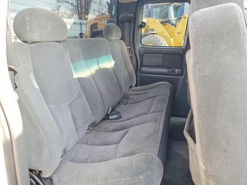 Photo 10 from auction – 2005 CHEVROLET SILVERADO with VIN 2GCEC19V451106299