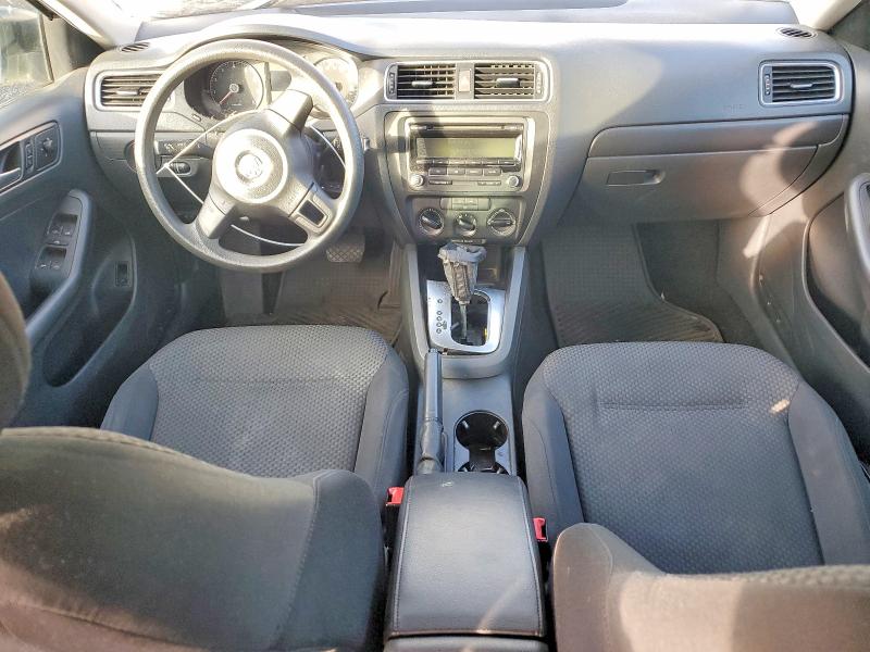 Photo 8 from auction – 2014 VOLKSWAGEN JETTA BASE with VIN 3VW2K7AJ0EM412973