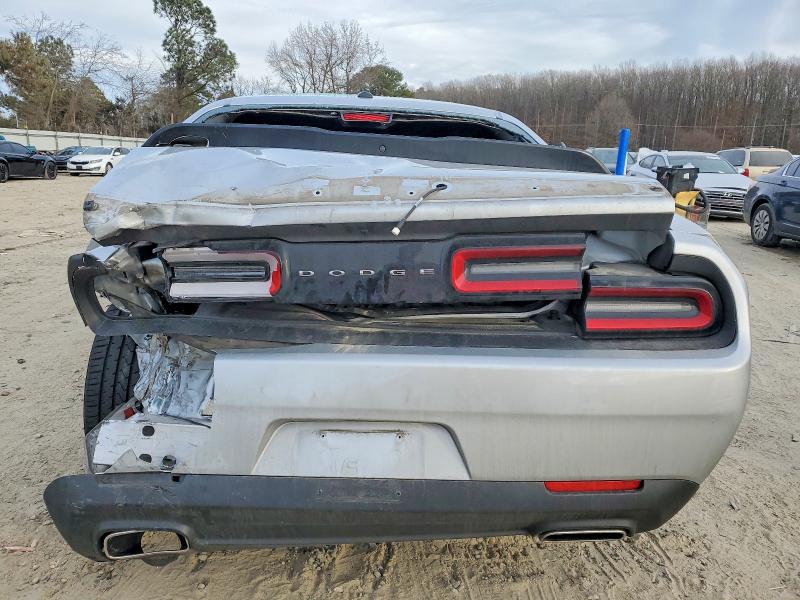 Photo 6 from auction – 2023 DODGE CHALLENGER with VIN 2C3CDZAG7PH522040