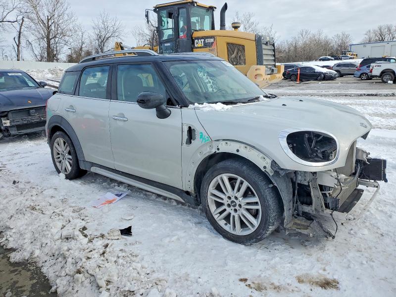 Photo 4 from auction – 2022 MINI COOPER with VIN WMZ23BR00N3N68043