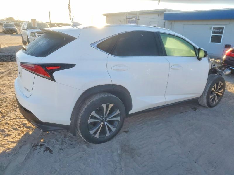 Photo 3 from auction – 2021 LEXUS NX 300 BAS with VIN JTJSARDZ1M5023652