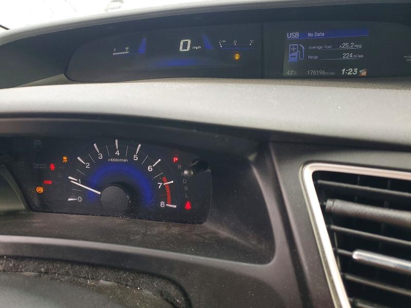 Photo 9 from auction – 2014 HONDA CIVIC LX with VIN 19XFB2F5XEE202426