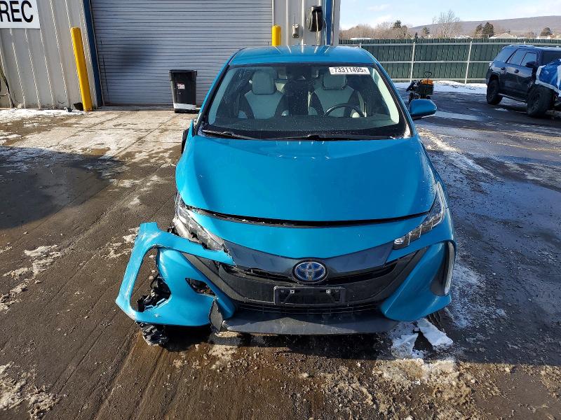 Photo 5 from auction – 2017 TOYOTA PRIUS PRIME with VIN JTDKARFP4H3049288