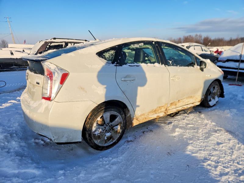 Photo 3 from auction – 2013 TOYOTA PRIUS with VIN JTDKN3DU7D1645463