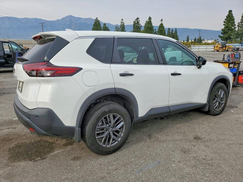 Photo 3 from auction – 2021 NISSAN ROGUE with VIN 5N1AT3AA1MC703885