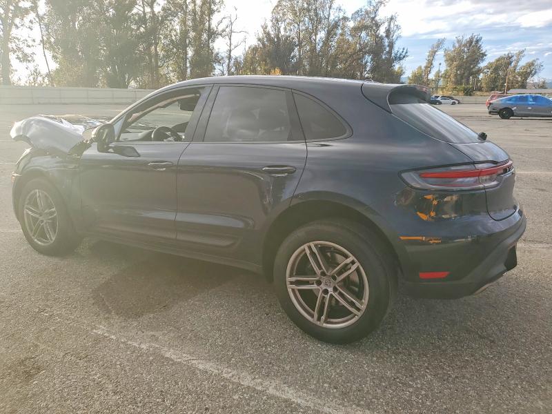 Photo 2 from auction – 2022 PORSCHE MACAN with VIN WP1AA2A50NLB07111
