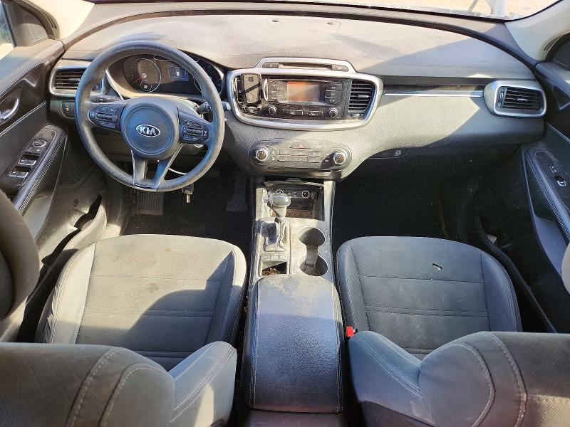 Photo 8 from auction – 2016 KIA SORENTO with VIN 5XYPG4A58GG103991
