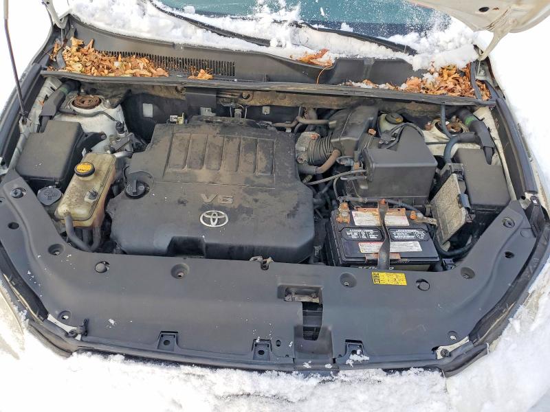 Photo 12 from auction – 2010 TOYOTA RAV4 with VIN JTMBK4DVXA5090004