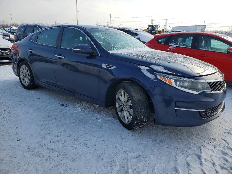 Photo 4 from auction – 2017 KIA OPTIMA with VIN 5XXGT4L36HG128613
