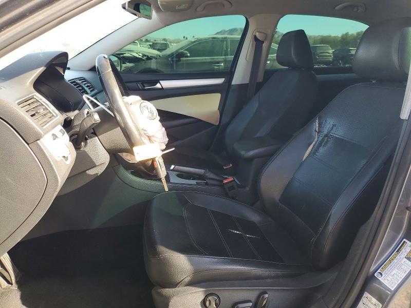 Photo 7 from auction – 2013 VOLKSWAGEN PASSAT with VIN 1VWBP7A36DC051798