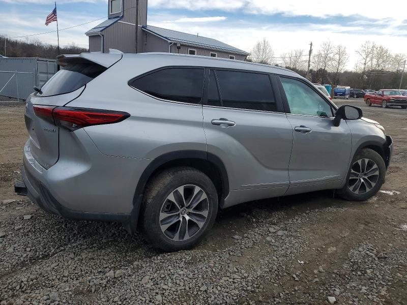 Photo 3 from auction – 2023 TOYOTA HIGHLANDER with VIN 5TDKBRCH8PS117292
