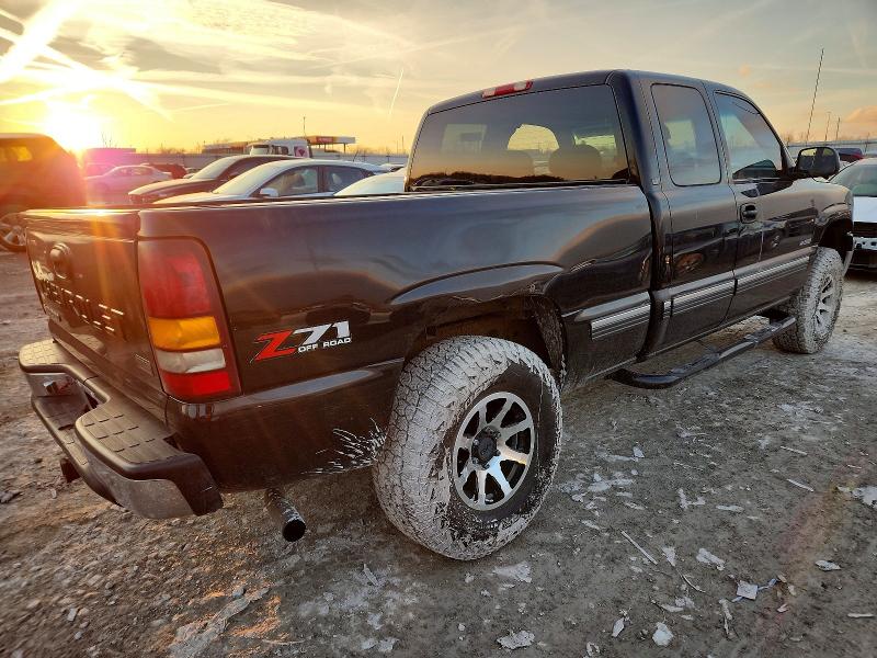 Photo 3 from auction – 2002 CHEVROLET SILVERADO with VIN 1GCEK19T02Z131480