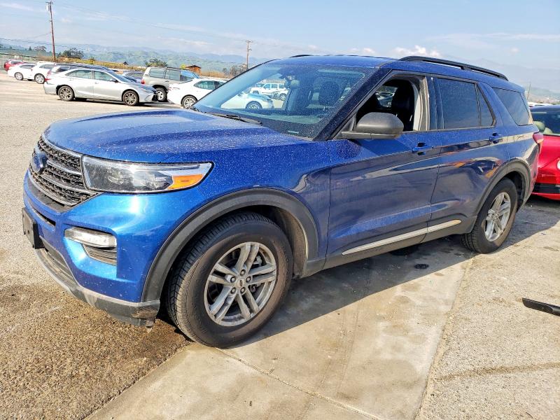 FORD EXPLORER X 2021 with VIN 1FMSK7DH8MGA83990 - Photo from auction