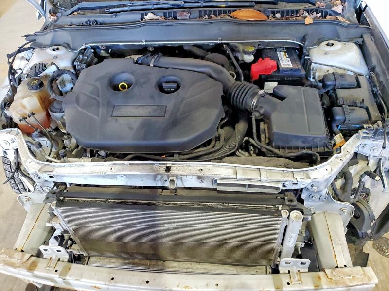 Photo 11 from auction – 2016 FORD FUSION SE with VIN 3FA6P0H98GR249199