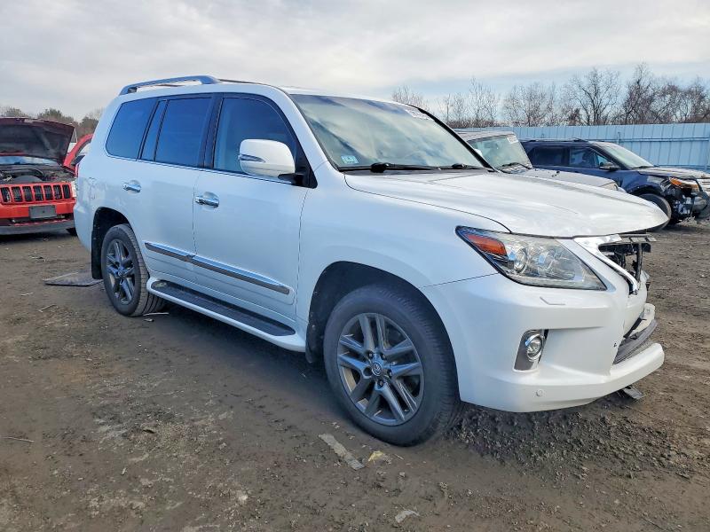 Photo 4 from auction – 2014 LEXUS LX 570 with VIN JTJHY7AXXE4154874