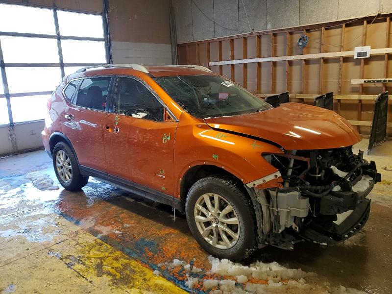 Photo 4 from auction – 2018 NISSAN ROGUE SV H with VIN 5N1ET2MV4JC808829