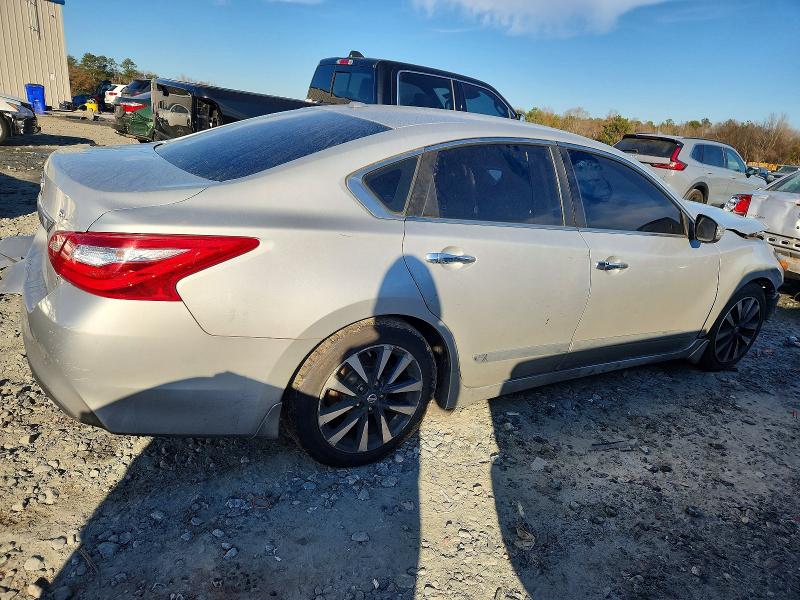 Photo 3 from auction – 2016 NISSAN ALTIMA with VIN 1N4AL3AP7GC245501