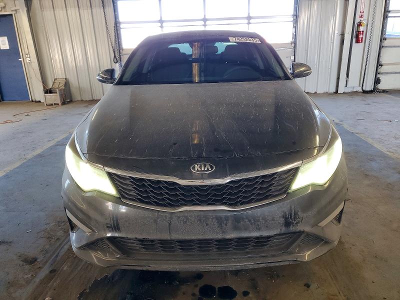 Photo 5 from auction – 2019 KIA OPTIMA with VIN 5XXGT4L35KG377959