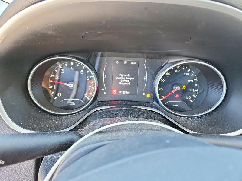 Photo 9 from auction – 2018 JEEP CHEROKEE with VIN 3C4NJDBBXJT114570