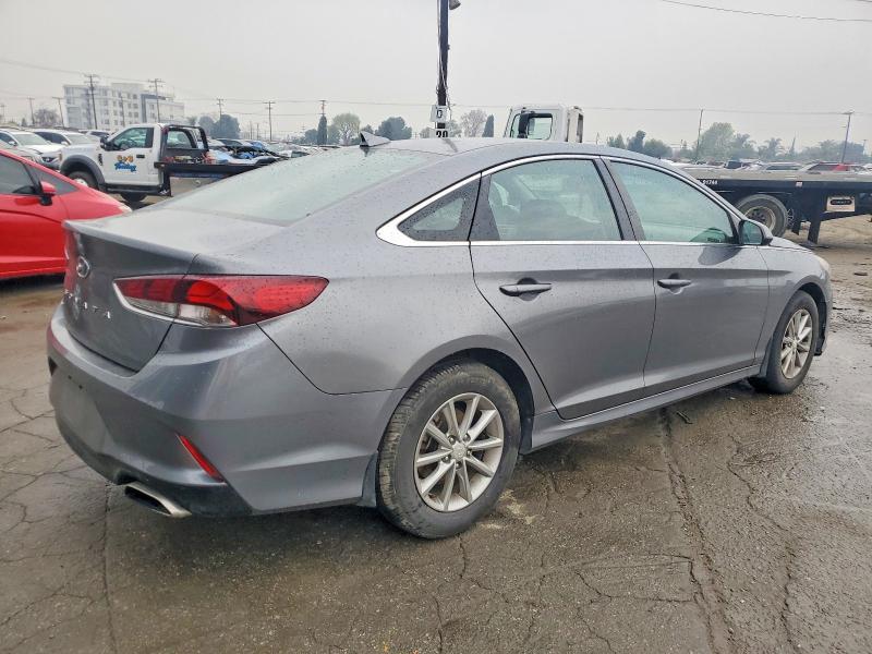 Photo 3 from auction – 2018 HYUNDAI SONATA with VIN 5NPE24AF7JH700662