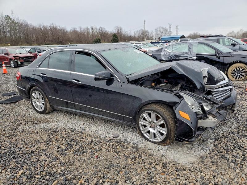 Photo 4 from auction – 2013 MERCEDES-BENZ E 350 with VIN WDDHF5KB0DA680050