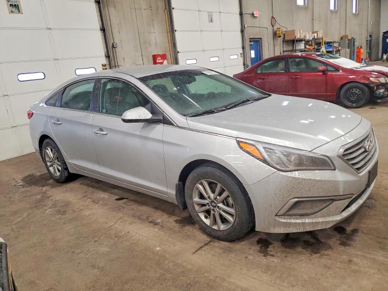 Photo 4 from auction – 2017 HYUNDAI SONATA SE with VIN 5NPE24AF9HH568367