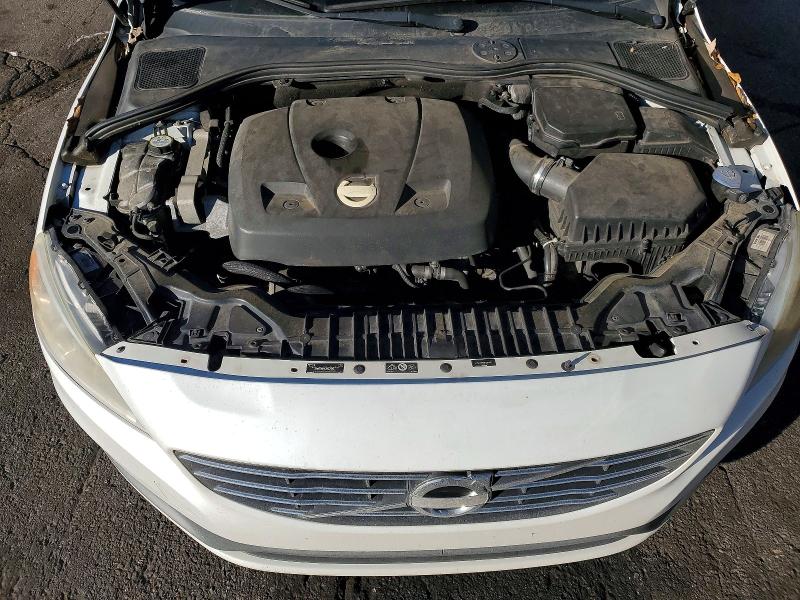 Photo 11 from auction – 2015 VOLVO S60 with VIN YV140MFB6F1301466