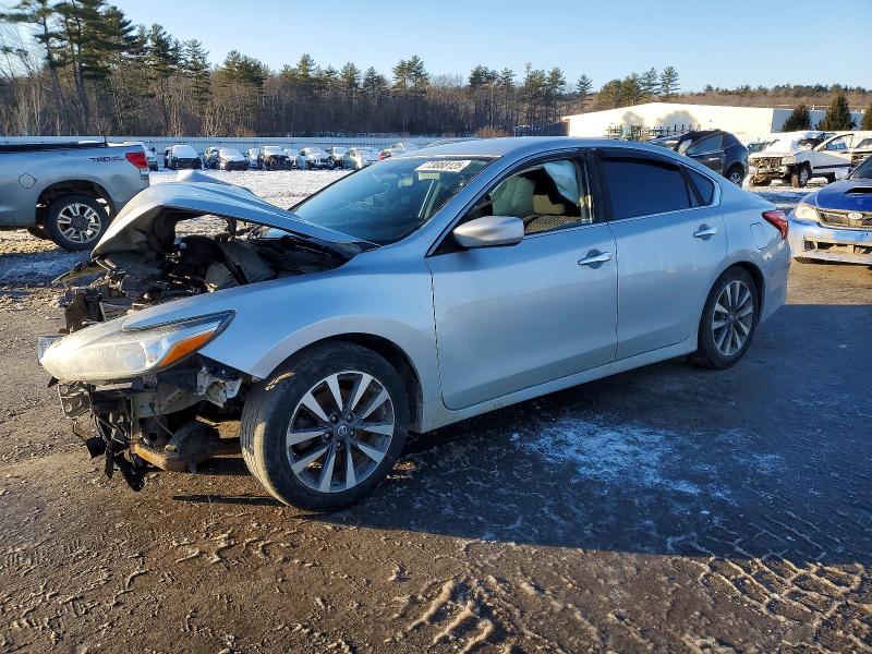 NISSAN ALTIMA 2017 with VIN 1N4AL3AP4HC256344 - Photo from auction