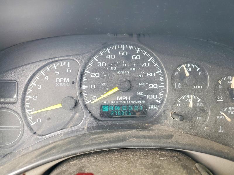 Photo 9 from auction – 2000 CHEVROLET SILVERADO with VIN 2GCEC19T3Y1278200