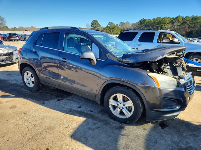 Photo 4 from auction – 2016 CHEVROLET TRAX 1LT with VIN 3GNCJLSBXGL247914