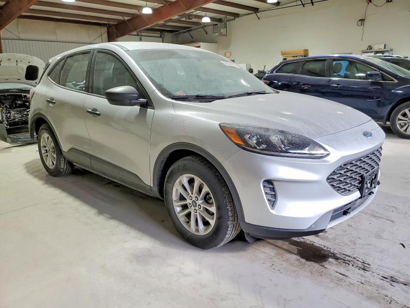 Photo 4 from auction – 2020 FORD ESCAPE with VIN 1FMCU0F69LUC08576