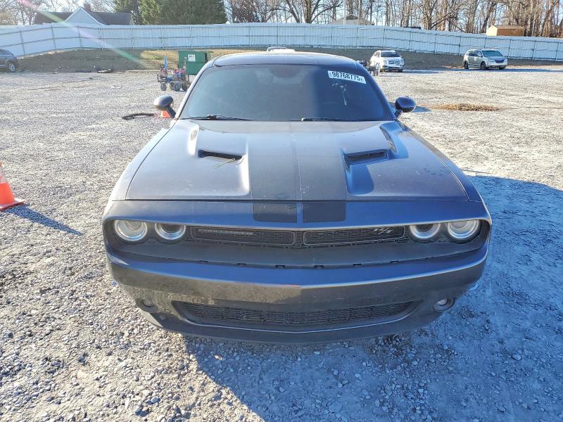 Photo 5 from auction – 2016 DODGE CHALLENGER with VIN 2C3CDZBT2GH275389