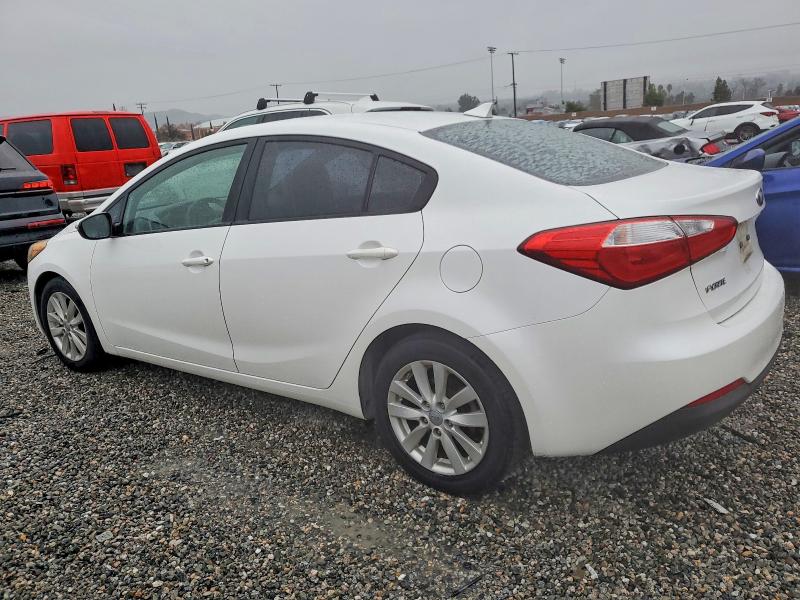Photo 2 from auction – 2015 KIA FORTE LX with VIN KNAFX4A66F5278099