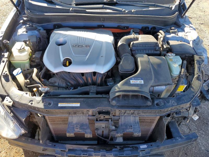 Photo 11 from auction – 2013 HYUNDAI SONATA with VIN KMHEC4A41DA090616