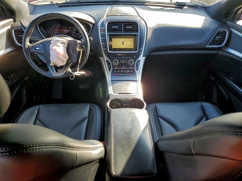 Photo 8 from auction – 2016 LINCOLN MKX PREMIE with VIN 2LMTJ6JR8GBL49796