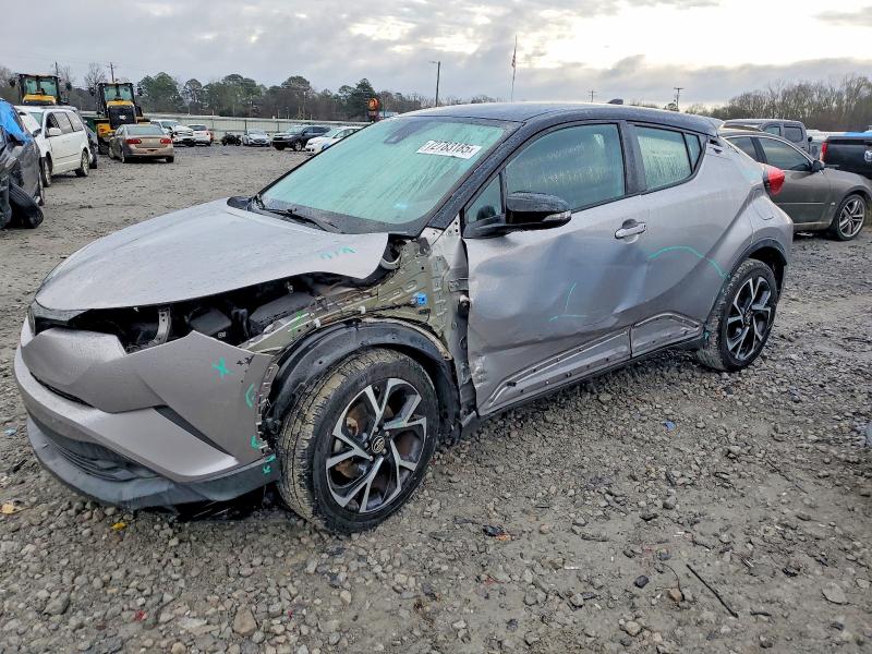 TOYOTA C-HR XLE 2019 with VIN NMTKHMBX2KR072061 - Photo from auction