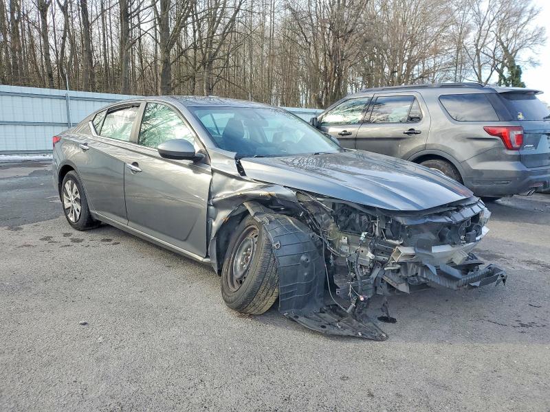 Photo 4 from auction – 2019 NISSAN ALTIMA with VIN 1N4BL4BV4KC237257