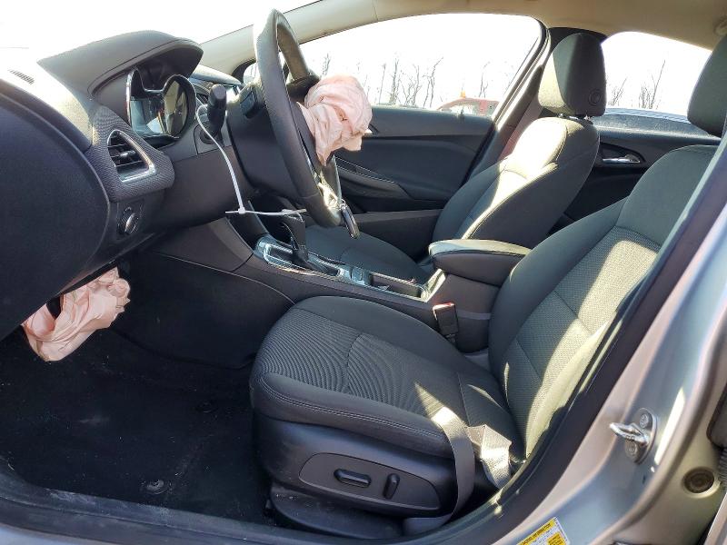 Photo 6 from auction – 2017 CHEVROLET CRUZE with VIN 3G1BE6SM3HS510479